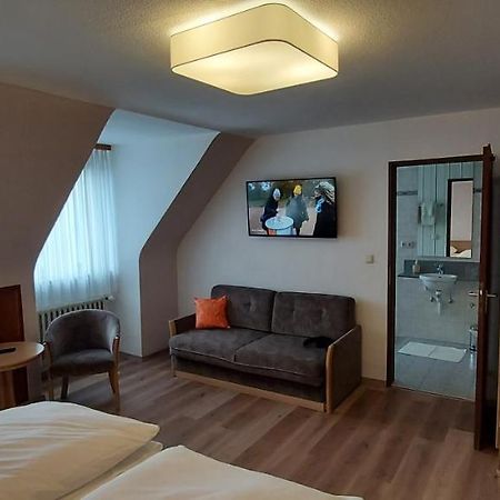 Hotel Astoria Bergrheinfeld Kültér fotó